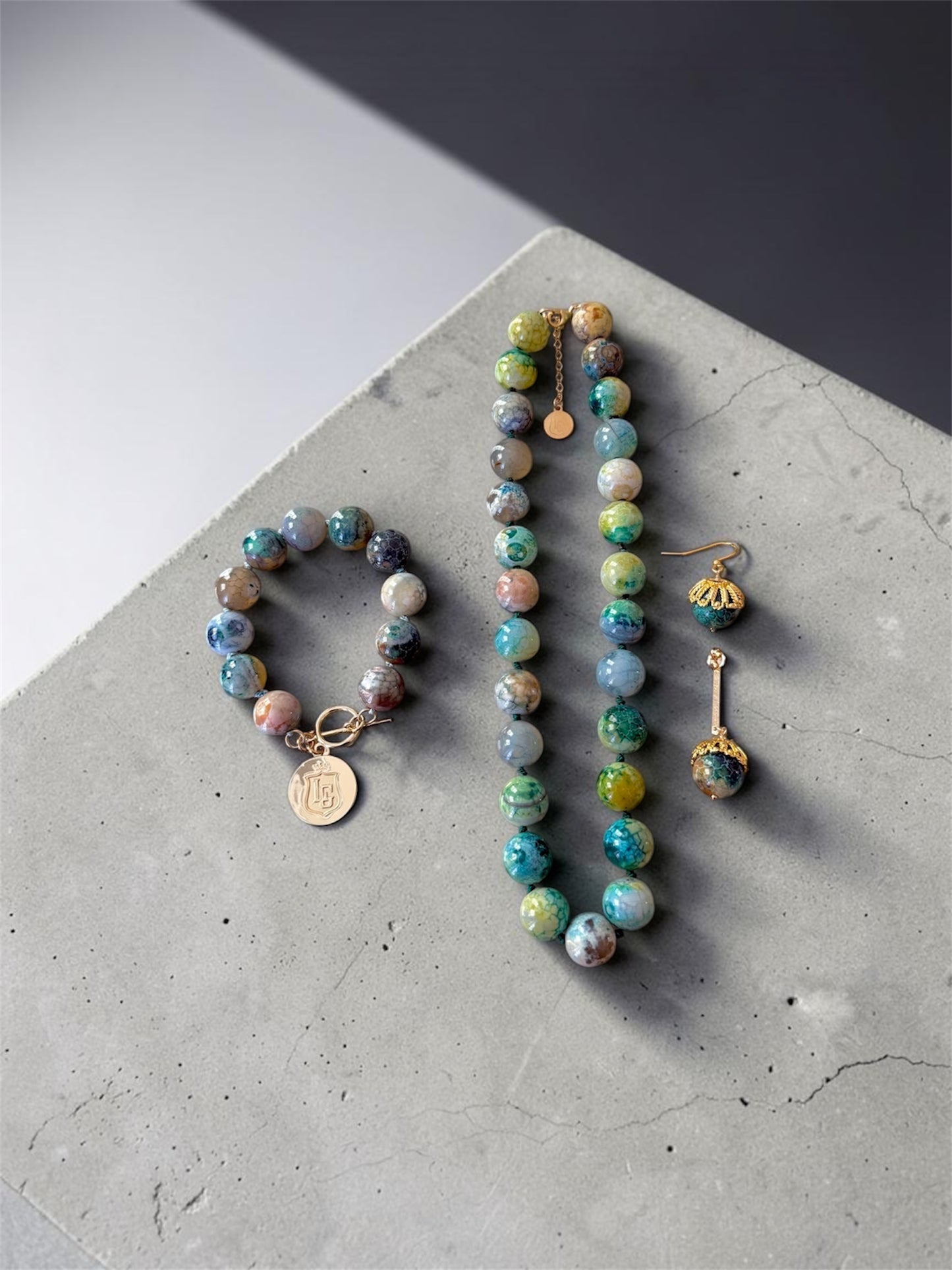 Santorini Agate Bead Bracelet